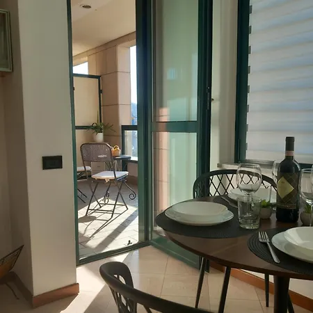 Apartment Bilocale Con Terrazzo E Box Auto Su Richiesta *