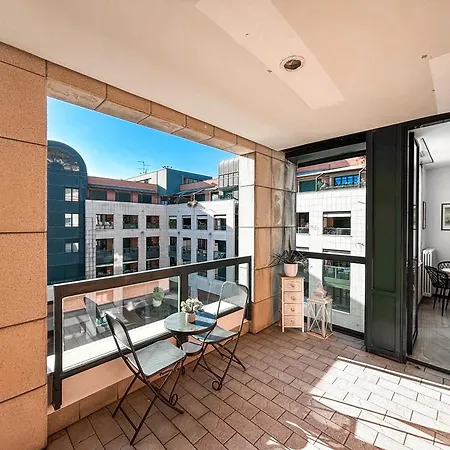 Bilocale Con Terrazzo E Box Auto Su Richiesta *