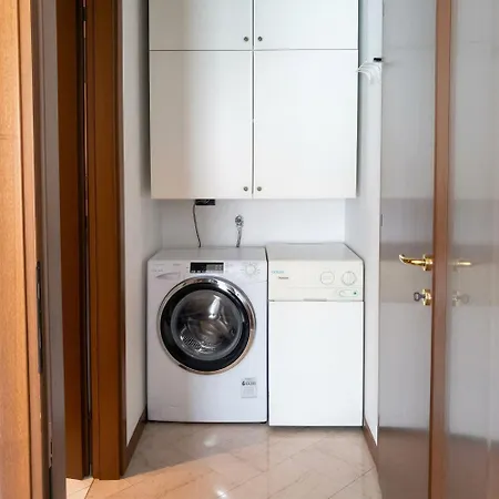 アパート Bilocale Con Terrazzo E Box Auto Su Richiesta
