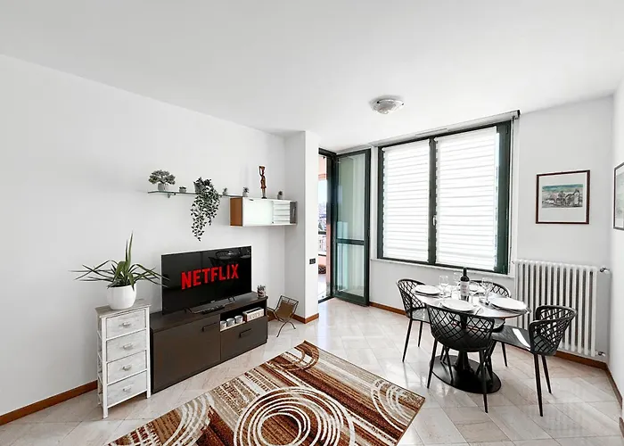 Apartamento Bilocale Con Terrazzo E Box Auto Su Richiesta