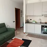 Apartment Bilocale Con Terrazzo E Box Auto Su Richiesta *